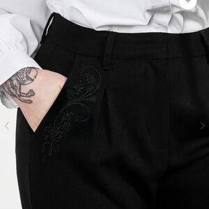 Poe Tapered trousers disturbia